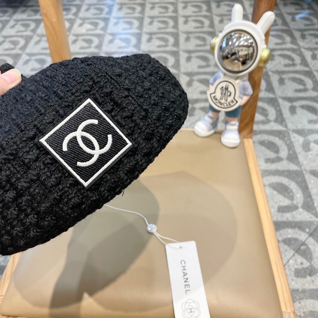 CHANEL BERET HAT BLACK 431752