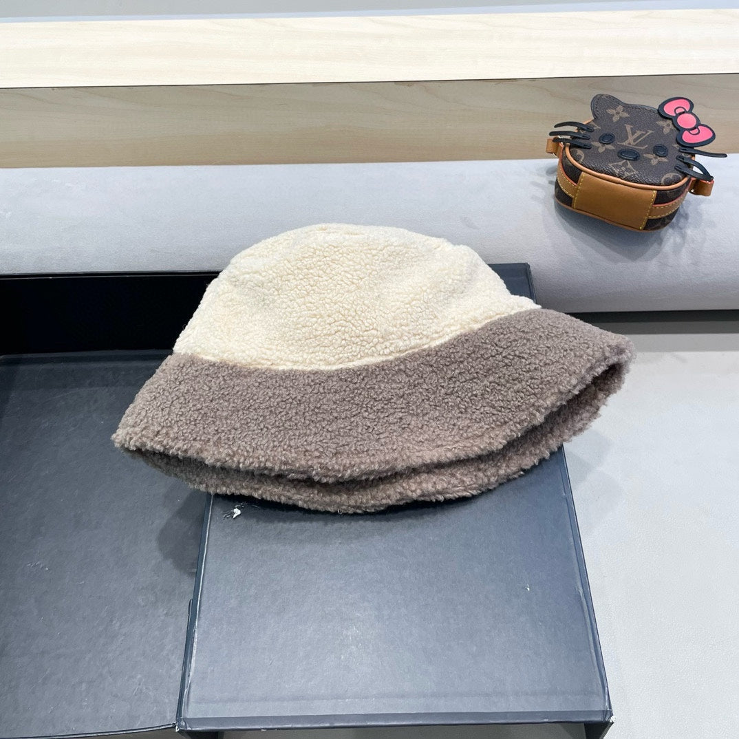 CHANEL BUCKET HAT IN BEIGE MIX WENGE BROWN LAMB WOOL 431623