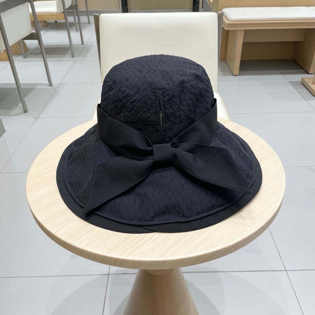 CELINE BUKET HAT MODEL 650498 IN NAVY TEXTURED FABRIC