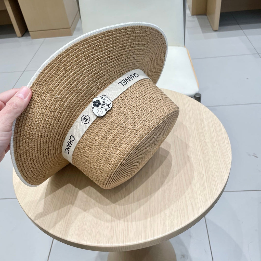 CHANEL FLAT STRAW HAT BROWN 672720