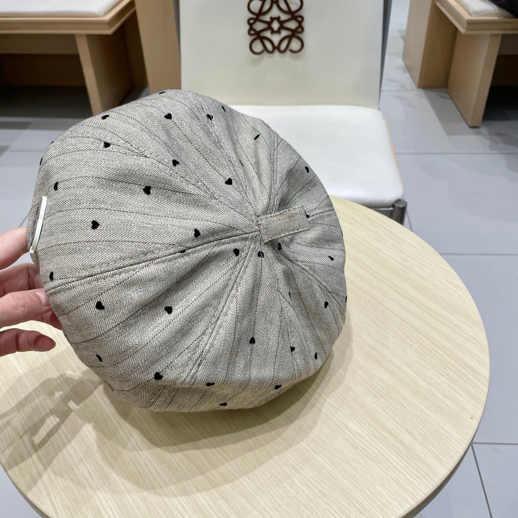 CHANEL BERET HAT POLKA DOT GREIGE 672670
