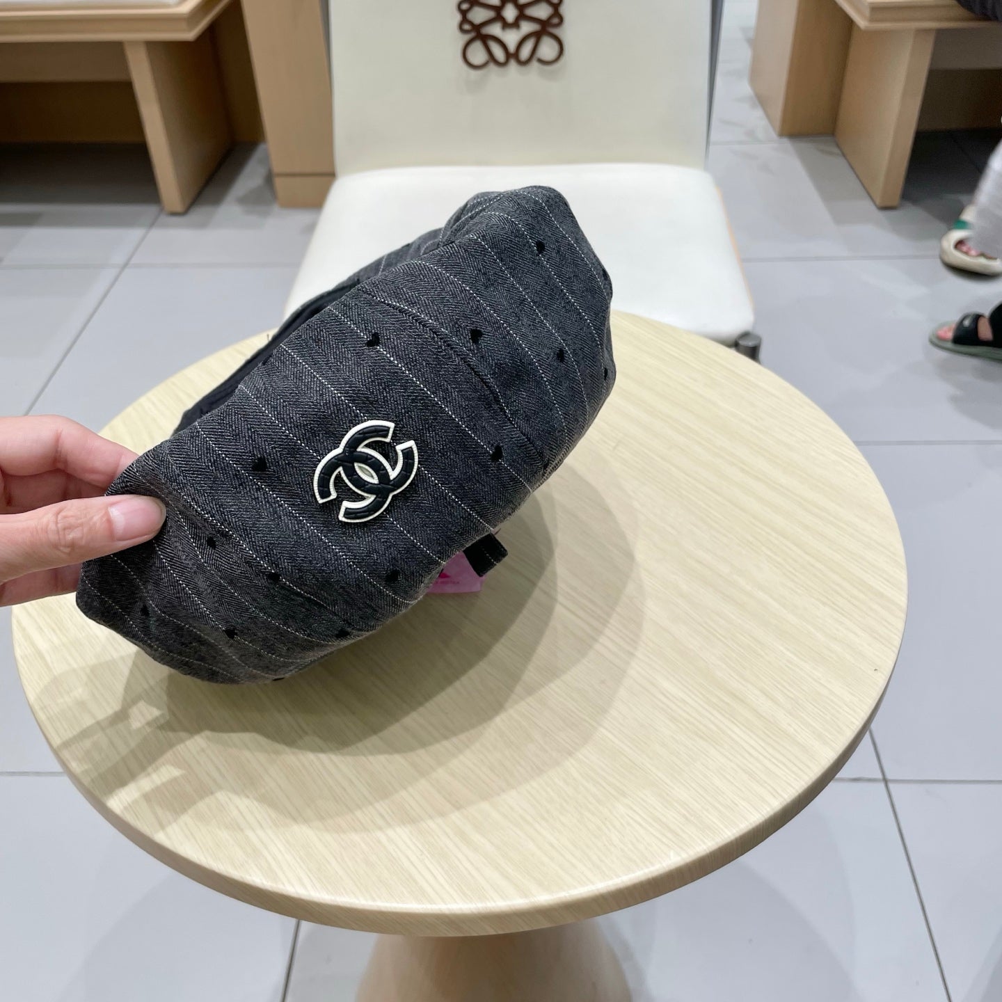 CHANEL BERET HAT POLKA DOT DARK GRAY 672672