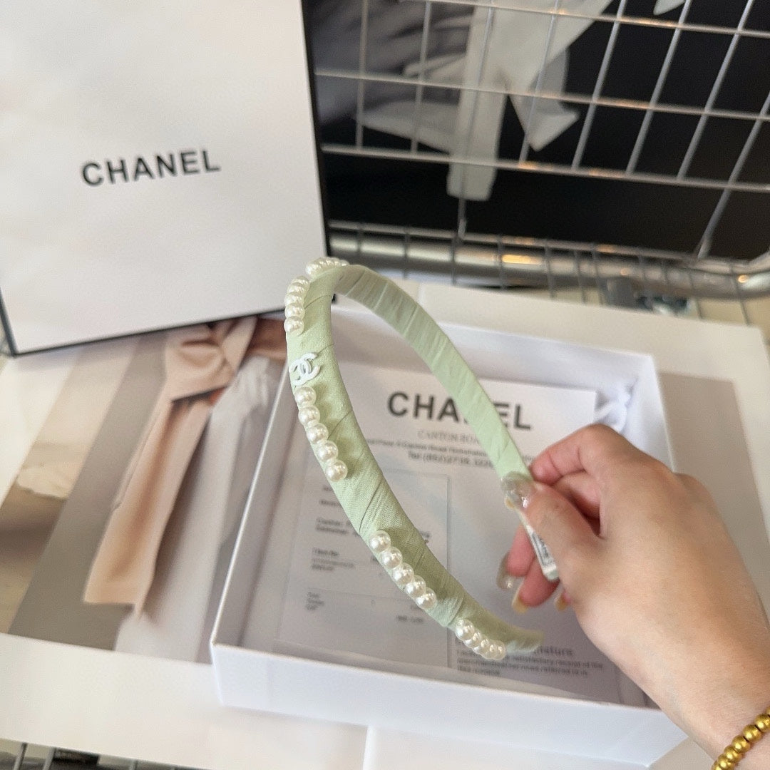 CHANEL HEADBAND GREEN PASTEL SILK 168620