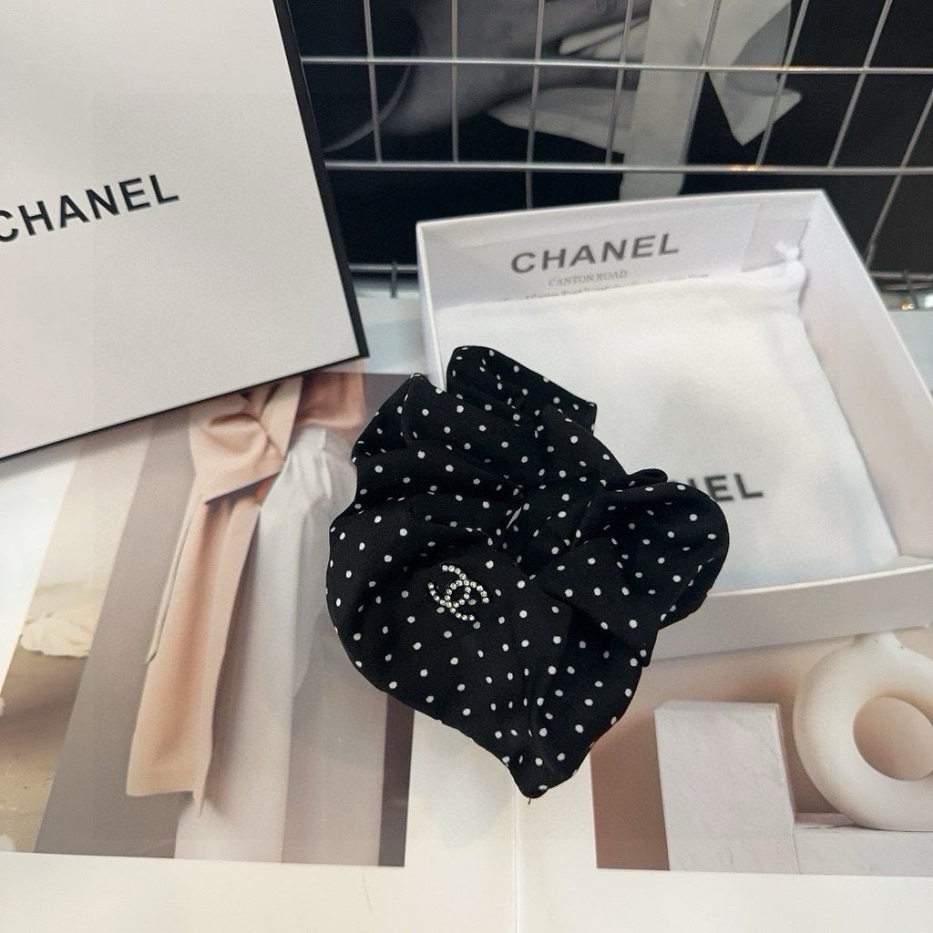 CHANEL BLACK DOT FABRIC SCRUNCHIE 418926