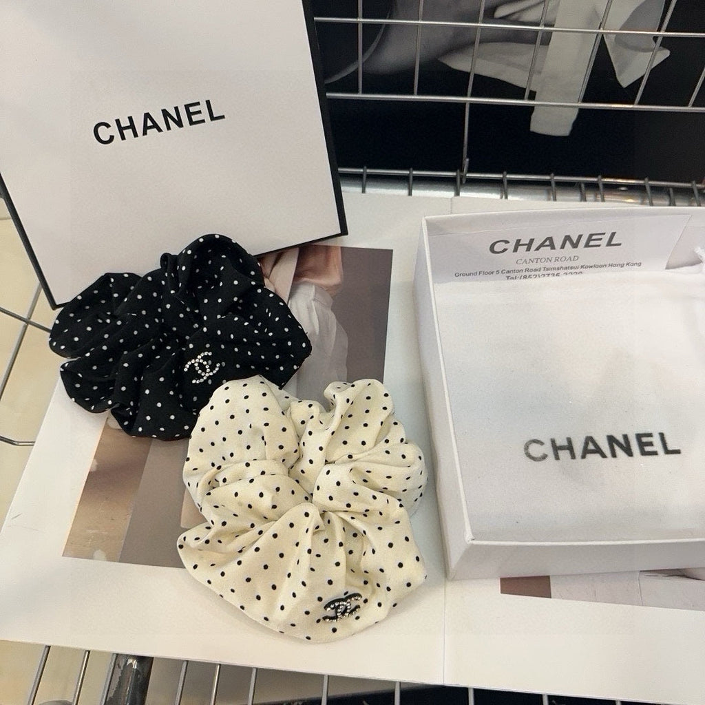 CHANEL BLACK DOT FABRIC SCRUNCHIE 418926