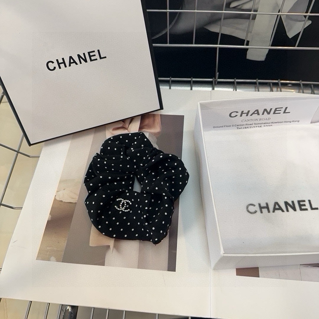 CHANEL BLACK DOT FABRIC SCRUNCHIE 418926