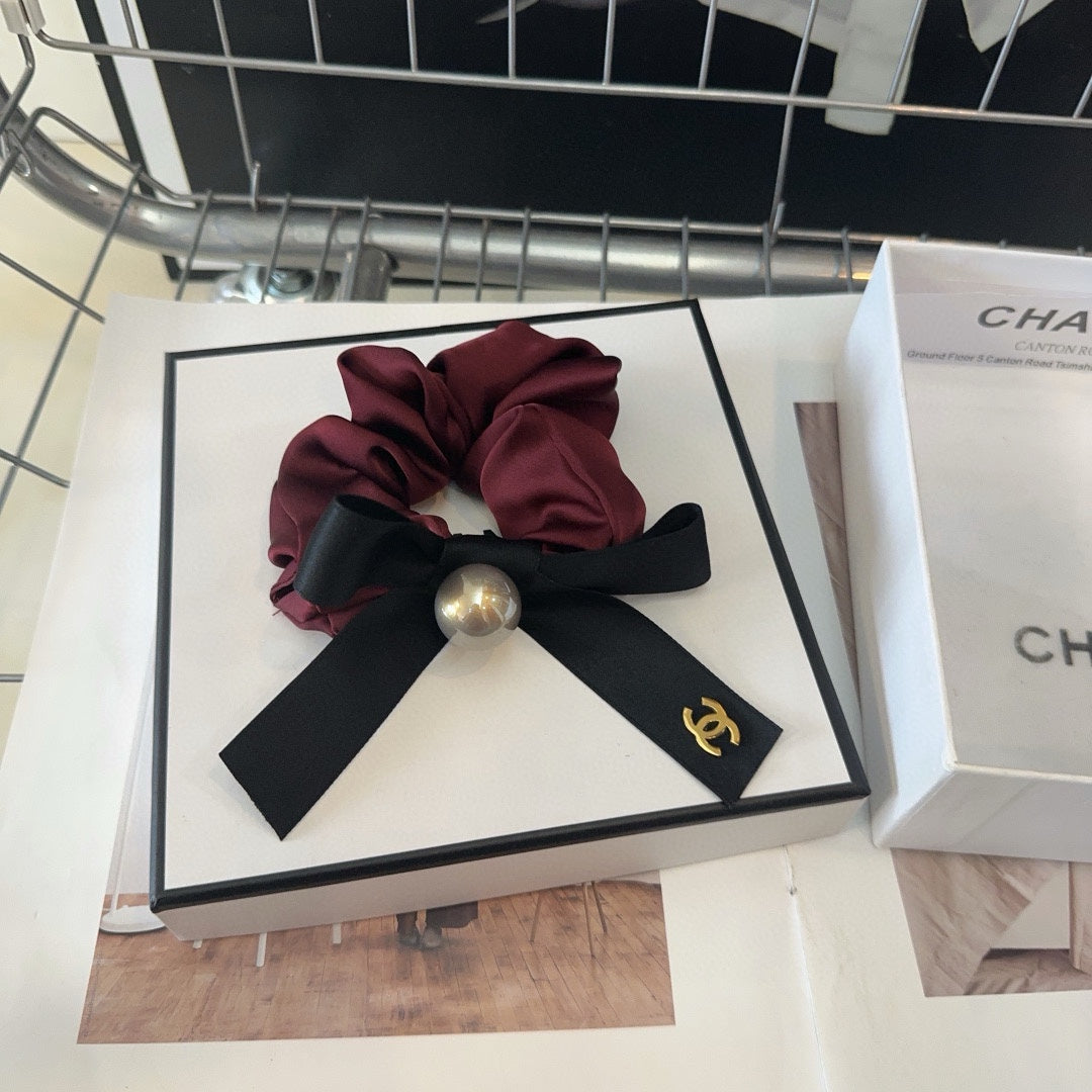 CHANEL SANGRIA RED WRINKLED SILK AND FABRIC 423631