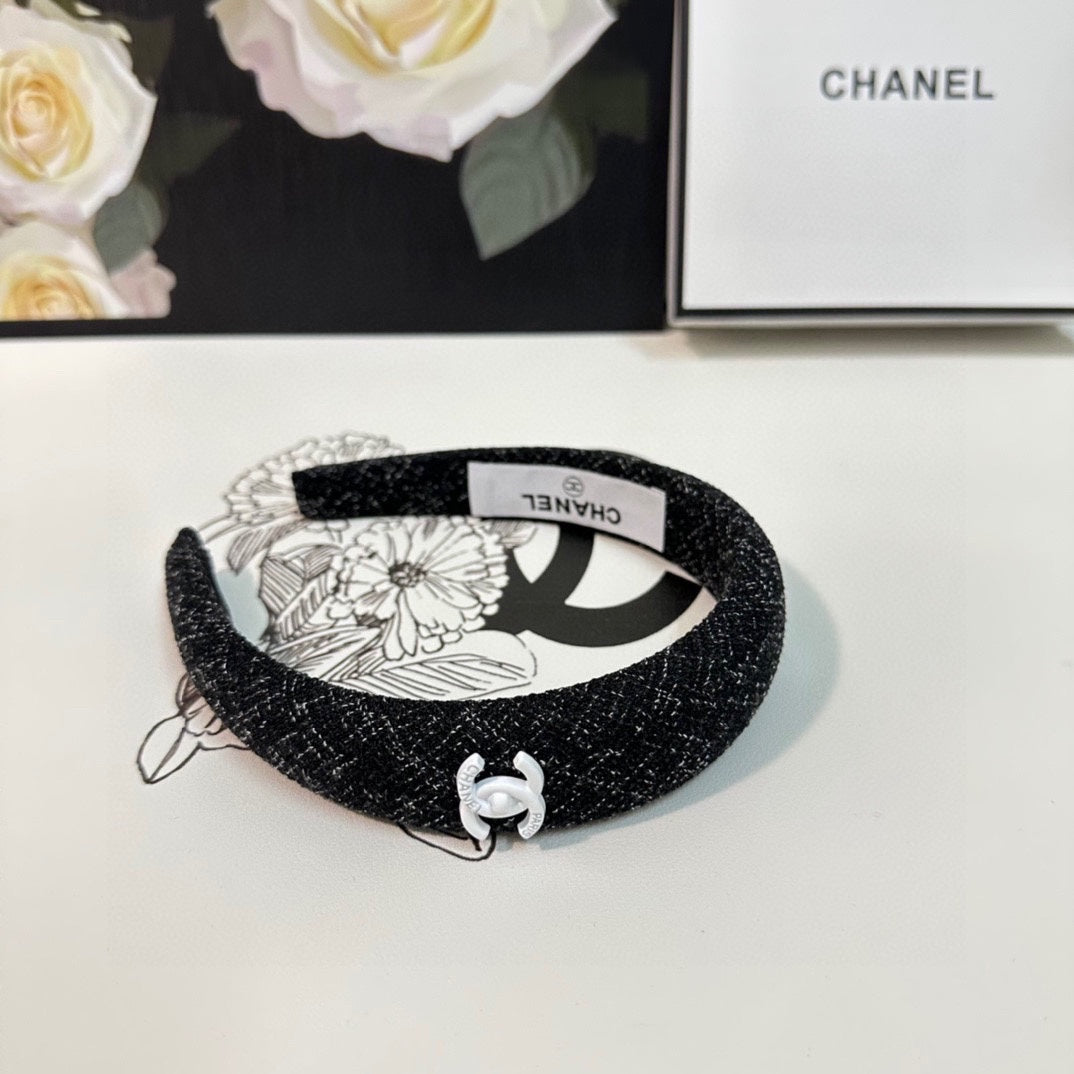CHANEL BLACK TWEED HAIRBAND 124639