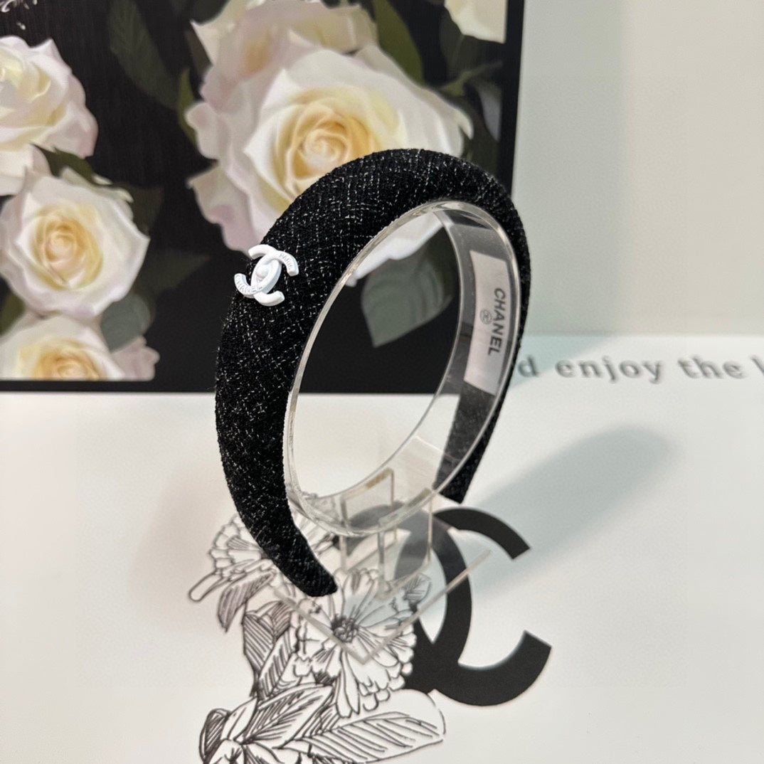 CHANEL BLACK TWEED HAIRBAND 124639