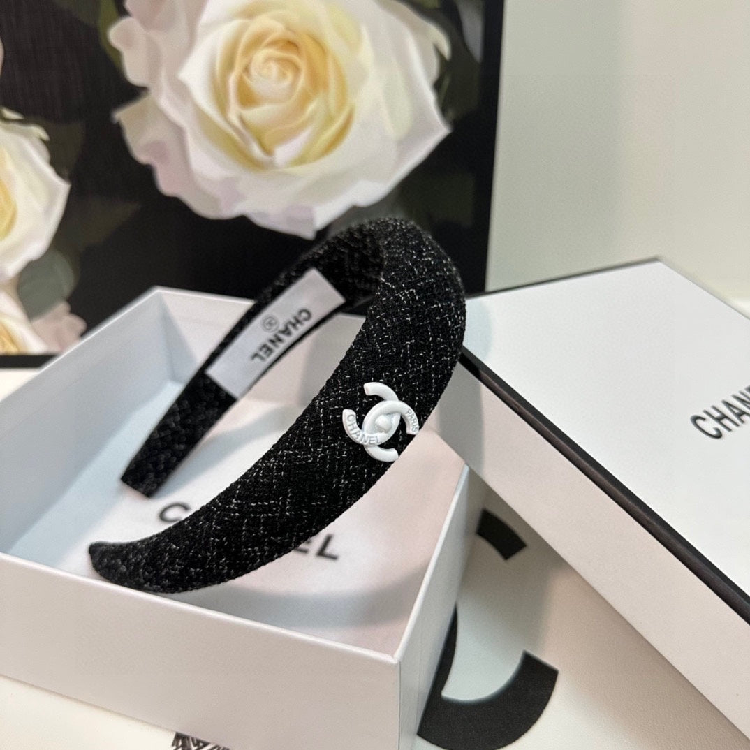 CHANEL BLACK TWEED HAIRBAND 124639