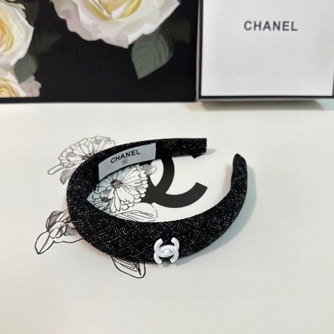 CHANEL BLACK TWEED HAIRBAND 124639