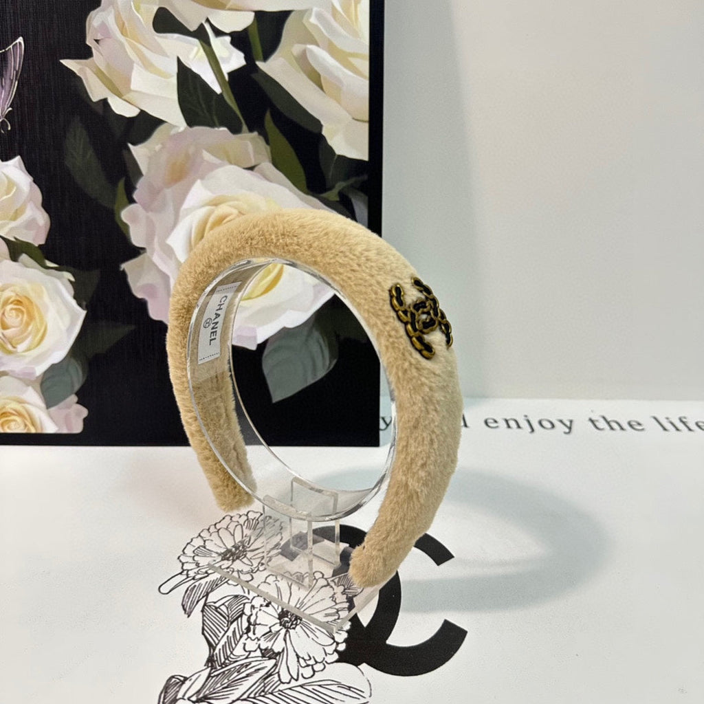 CHANEL BISCOTTI YELLOW SHEARLING HEADBAND 151382