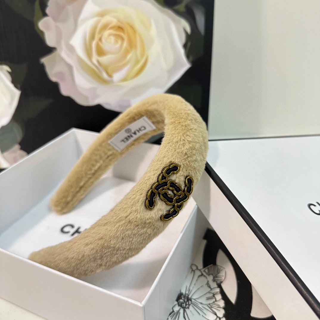 CHANEL BISCOTTI YELLOW SHEARLING HEADBAND 151382
