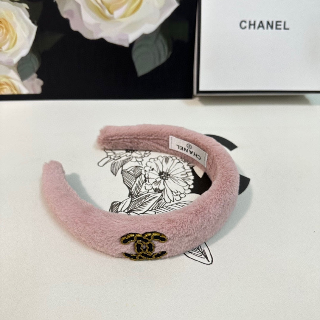 CHANEL FLAMINGO PINK SHEARLING HEADBAND 151383