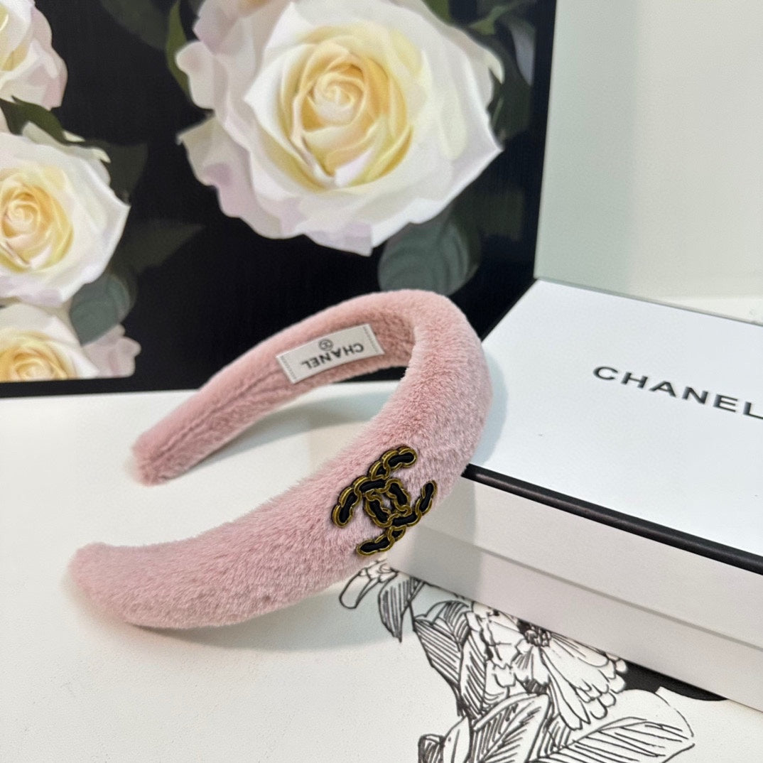 CHANEL FLAMINGO PINK SHEARLING HEADBAND 151383