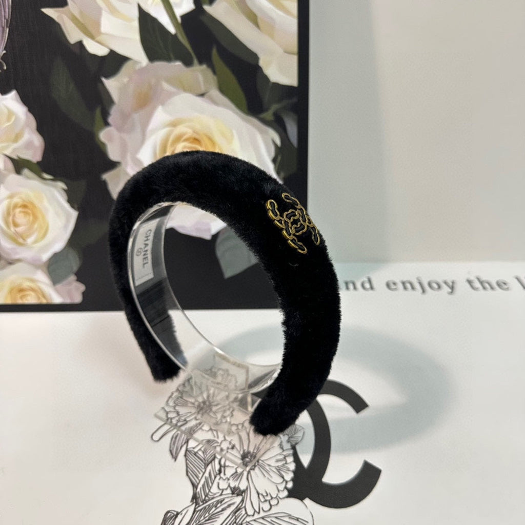 CHANEL BLACK SHEARLING HEADBAND 151385