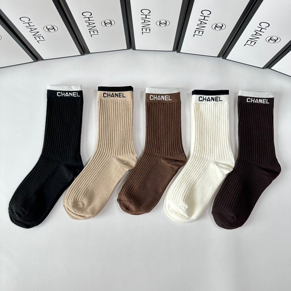 CHANEL CREW SOCKS 410988 ( 1 BOX )