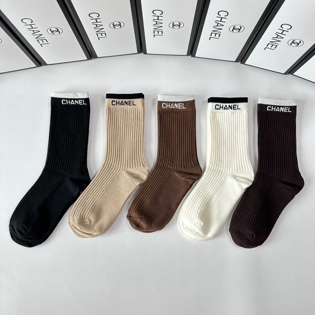 CHANEL CREW SOCKS 410988 ( 1 BOX )