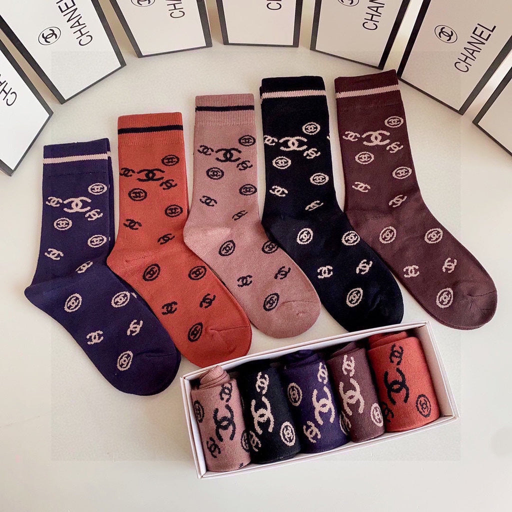 CHANEL CREW SOCKS 410989 ( 1 BOX )