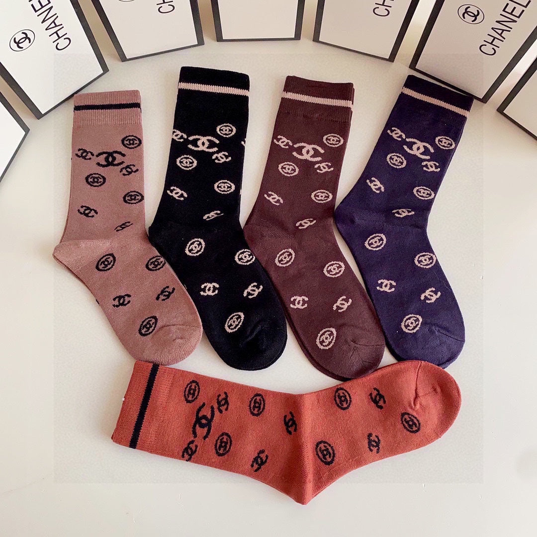 CHANEL CREW SOCKS 410989 ( 1 BOX )