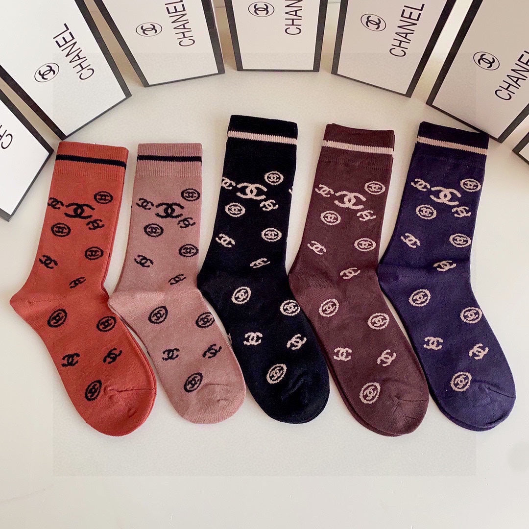 CHANEL CREW SOCKS 410989 ( 1 BOX )