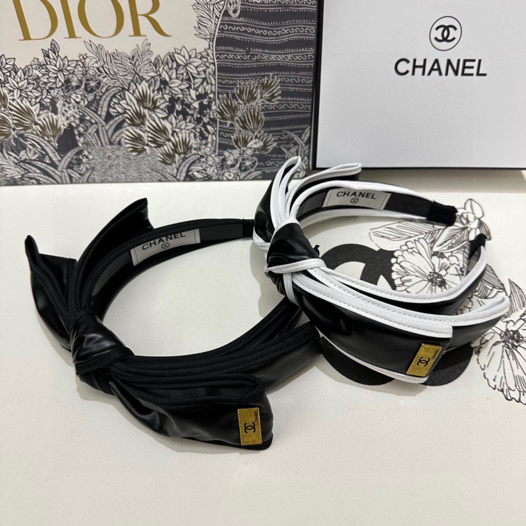 CHANEL BLACK MIX WHITE SILK HAIRBAND 412467