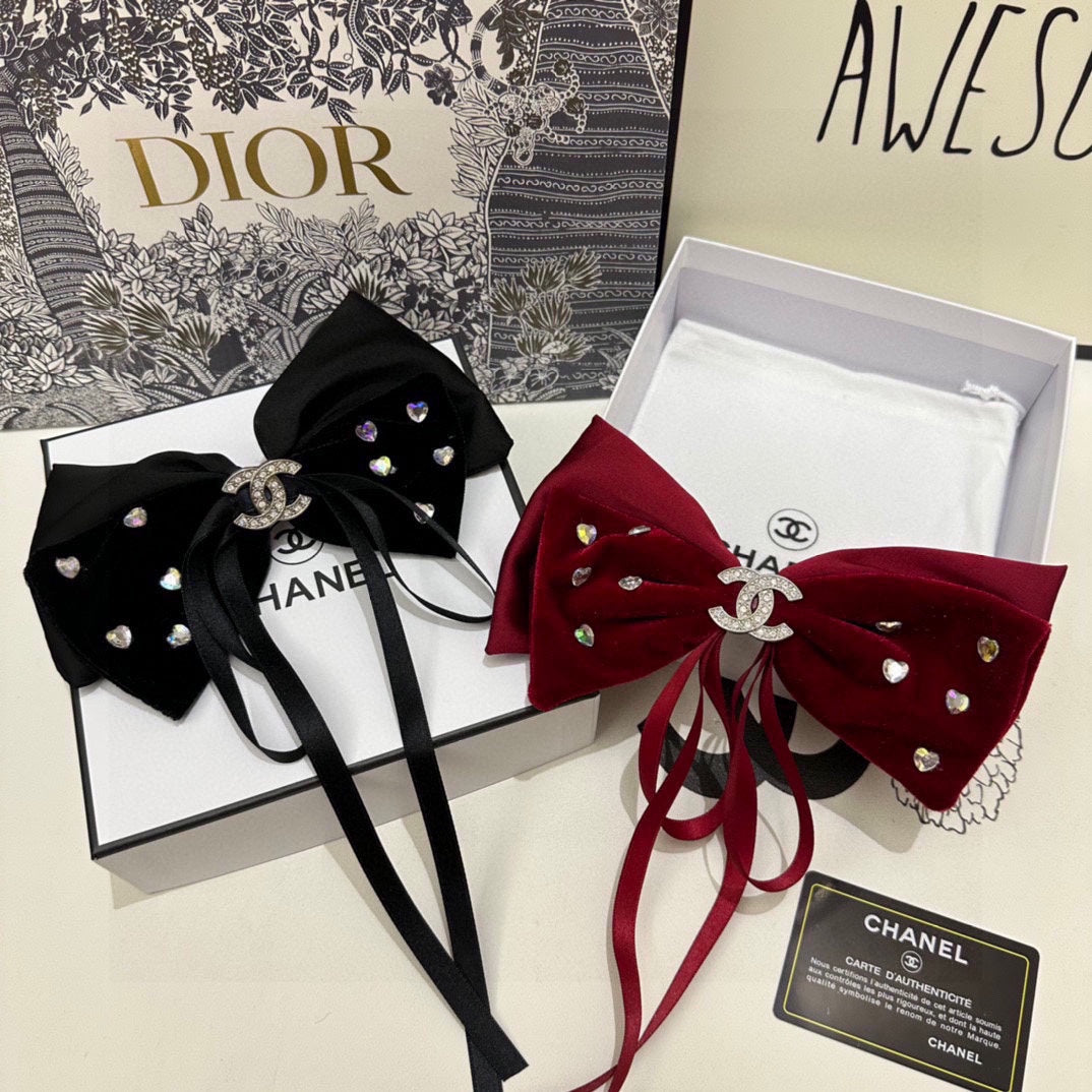 CHANEL CRIMSON RED VELVET HAIR CLIP WITH BOW AND CRYSTAL 412470