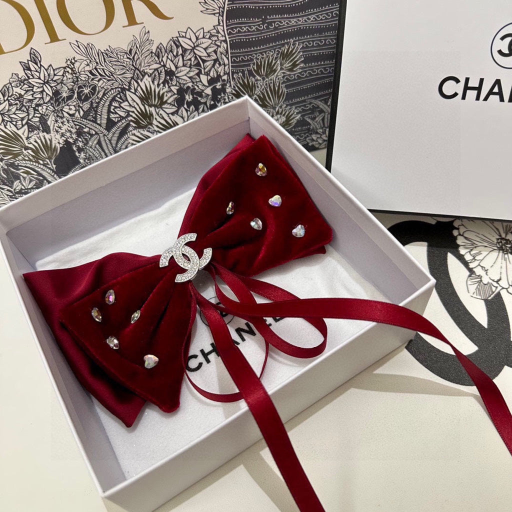 CHANEL CRIMSON RED VELVET HAIR CLIP WITH BOW AND CRYSTAL 412470