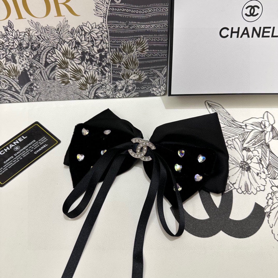 CHANEL BLACK VELVET HAIR CLIP WITH BOW AND CRYSTAL 412471