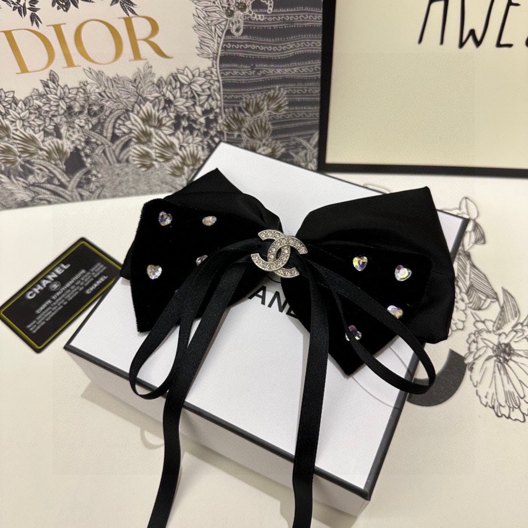 CHANEL BLACK VELVET HAIR CLIP WITH BOW AND CRYSTAL 412471
