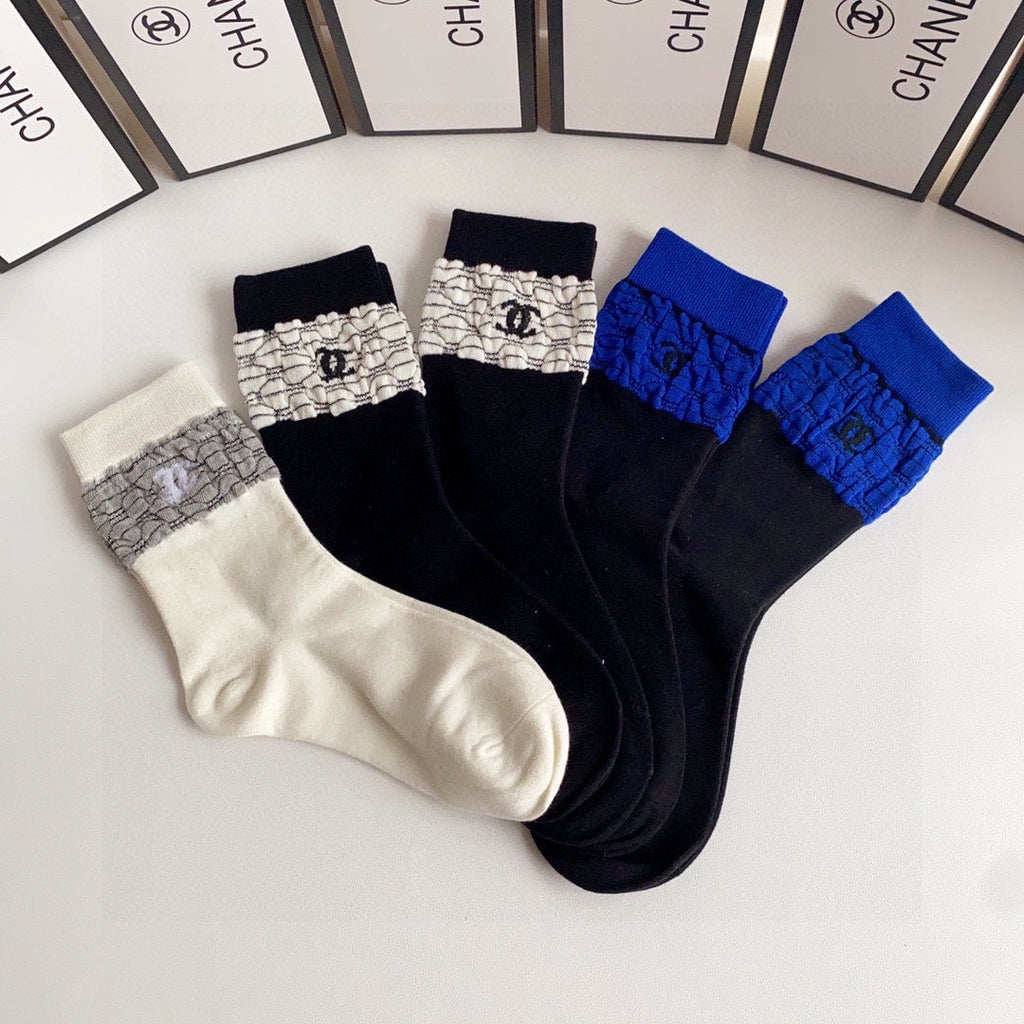 CHANEL CREW SOCKS 412593 ( 1 BOX )
