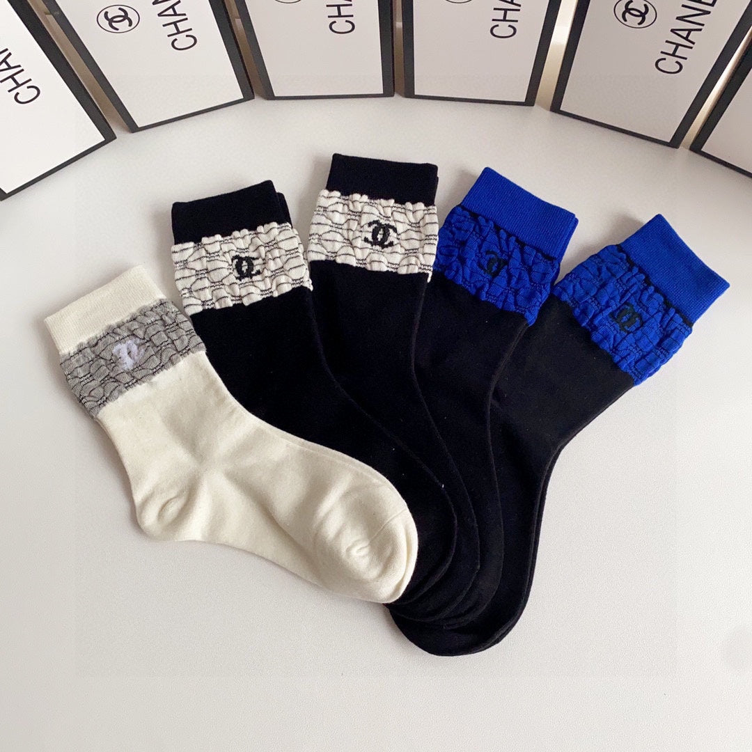 CHANEL CREW SOCKS 412593 ( 1 BOX )