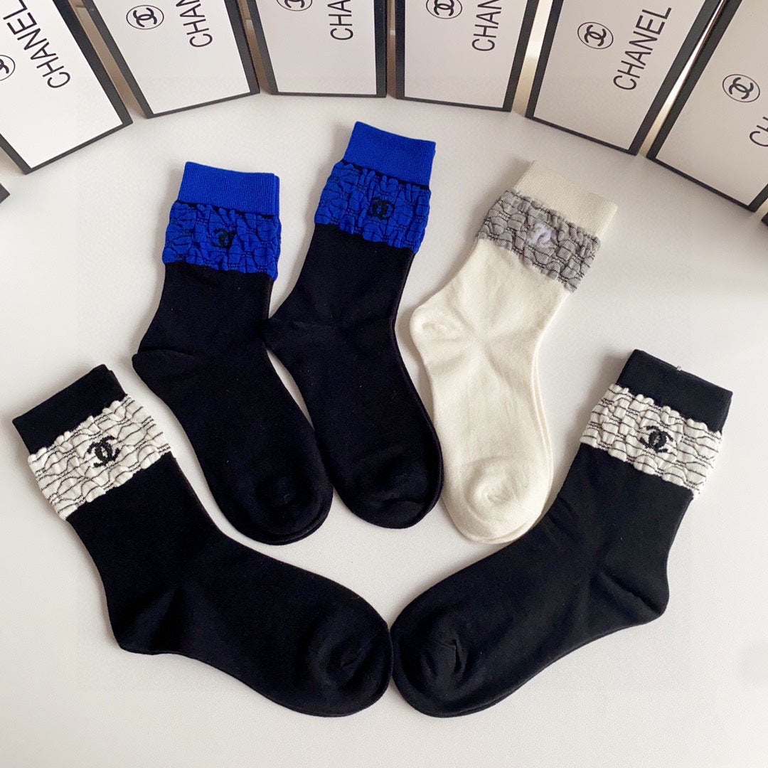 CHANEL CREW SOCKS 412593 ( 1 BOX )