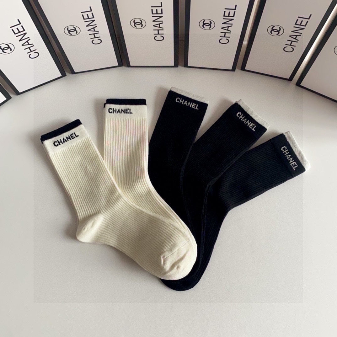 CHANEL CREW SOCKS 412593 ( 1 BOX )