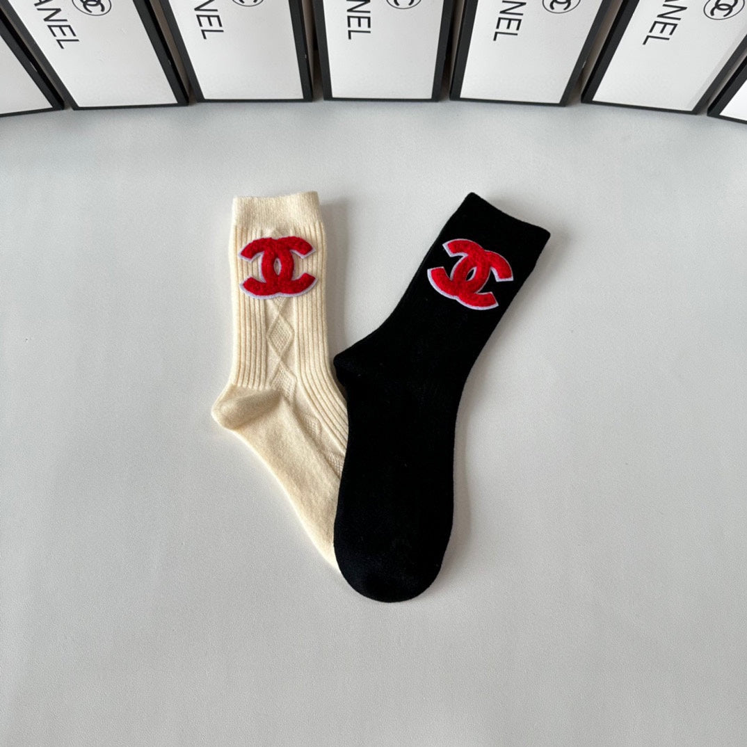 CHANEL CREW SOCKS 417483 ( 1 BOX )