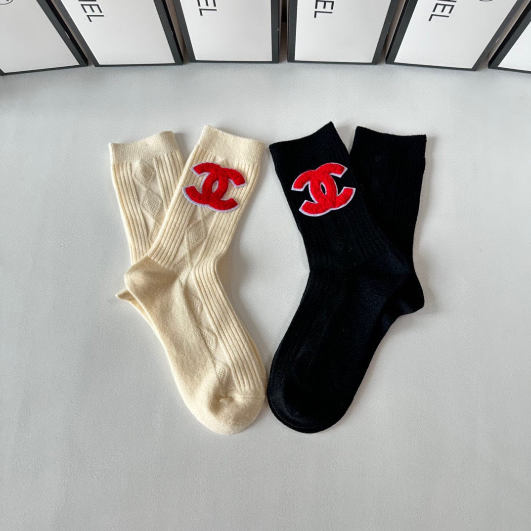 CHANEL CREW SOCKS 417483 ( 1 BOX )