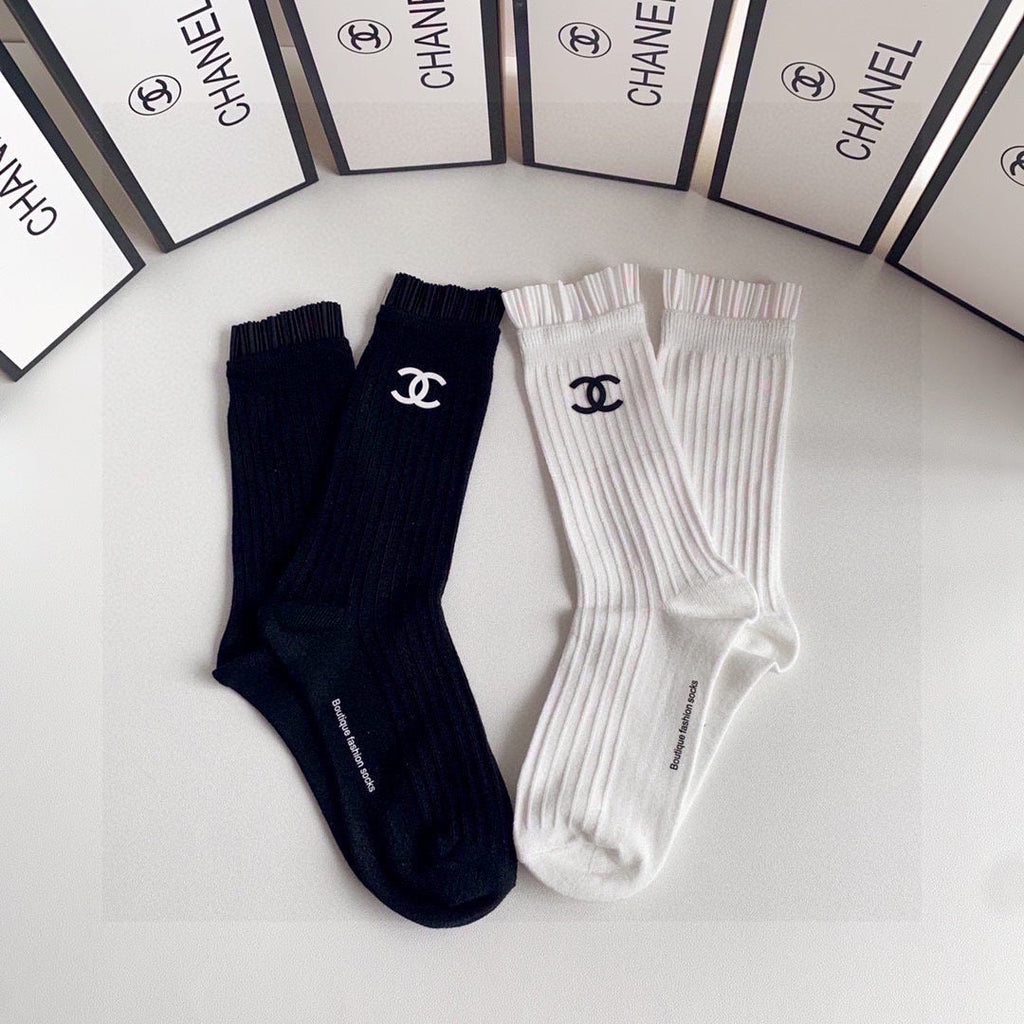 CHANEL CREW SOCKS 417460 ( 1 BOX )