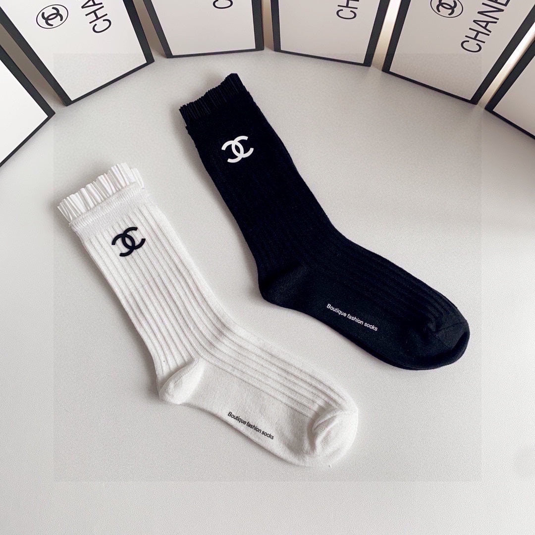 CHANEL CREW SOCKS 417460 ( 1 BOX )