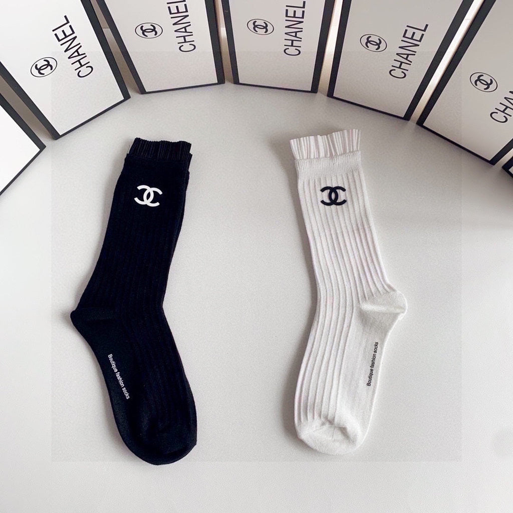 CHANEL CREW SOCKS 417460 ( 1 BOX )