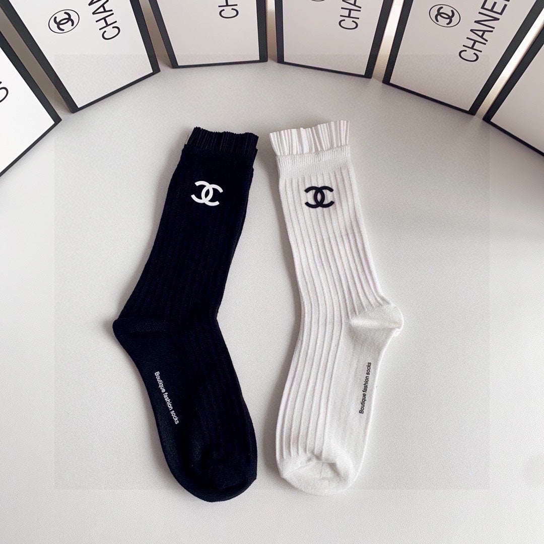 CHANEL CREW SOCKS 417460 ( 1 BOX )