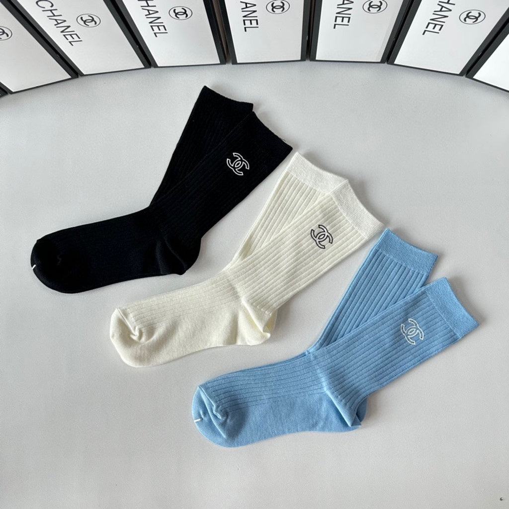 CHANEL CREW SOCKS 417469 ( 1 BOX )