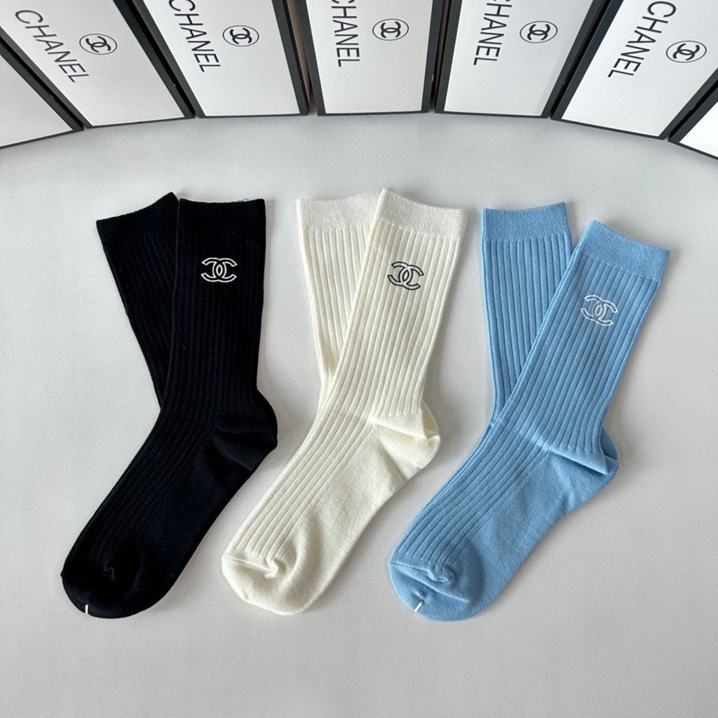 CHANEL CREW SOCKS 417469 ( 1 BOX )