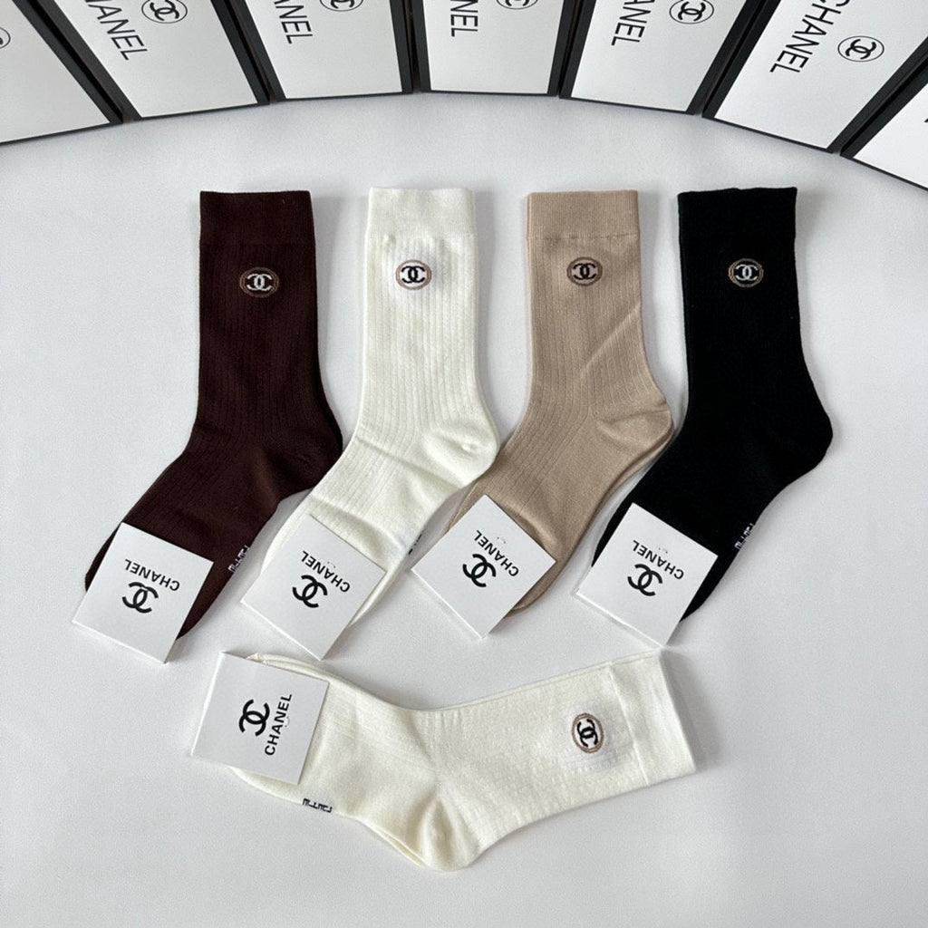 CHANEL CREW SOCKS 417476 ( 1 BOX )