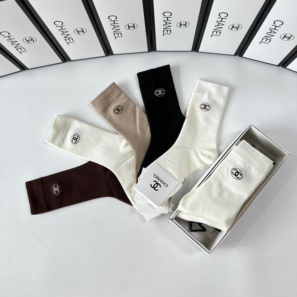 CHANEL CREW SOCKS 417476 ( 1 BOX )
