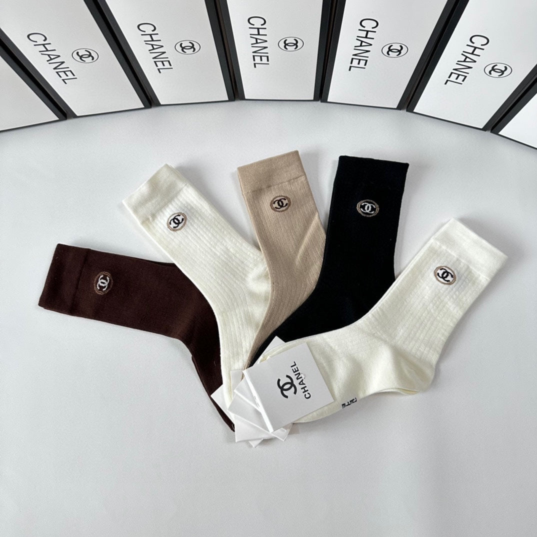 CHANEL CREW SOCKS 417476 ( 1 BOX )