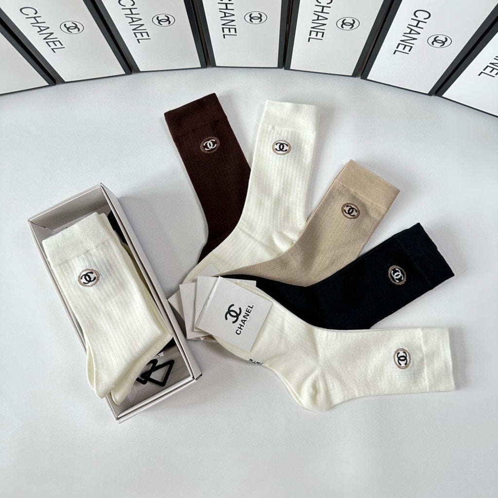 CHANEL CREW SOCKS 417476 ( 1 BOX )