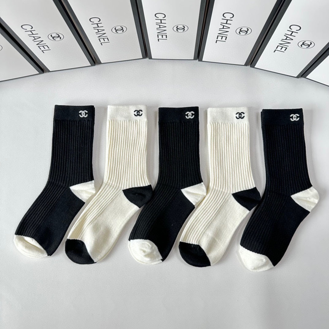 CHANEL CREW SOCKS 417477 ( 1 BOX )