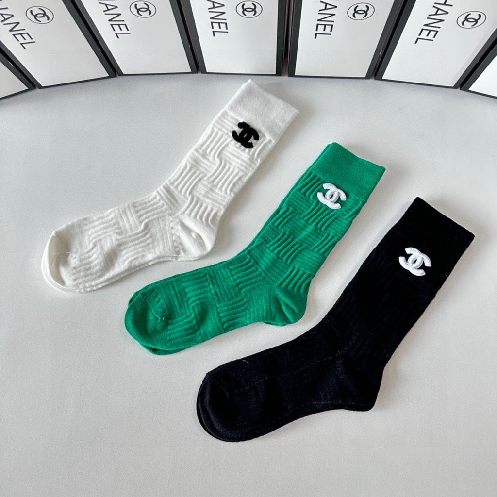 CHANEL CREW SOCKS 417479 ( 1 BOX )