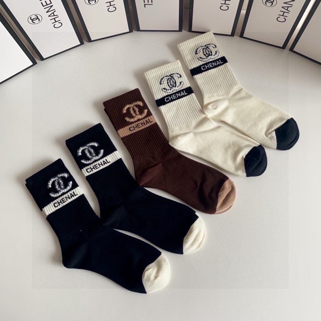CHANEL CREW SOCKS 419059 (1 BOX )