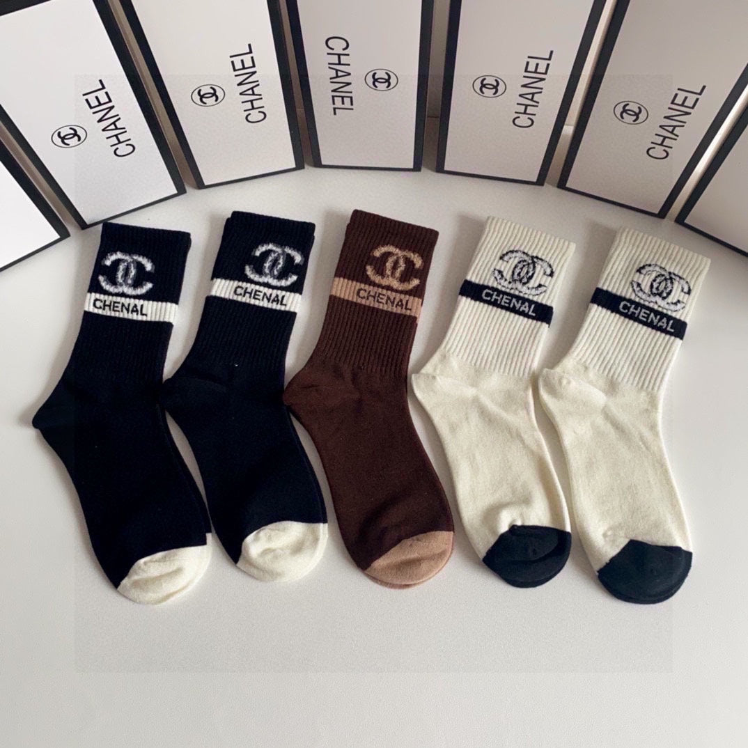 CHANEL CREW SOCKS 419059 (1 BOX )